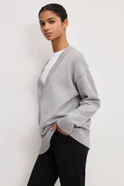 deep v knit sweater