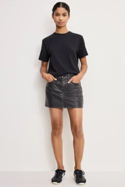 faux leather good 90s mini skirt