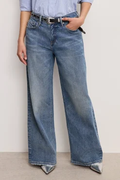 good ease petite relaxed jeans