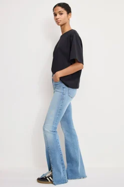 soft tech good legs flare jeans