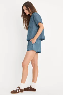 the denim pull on short