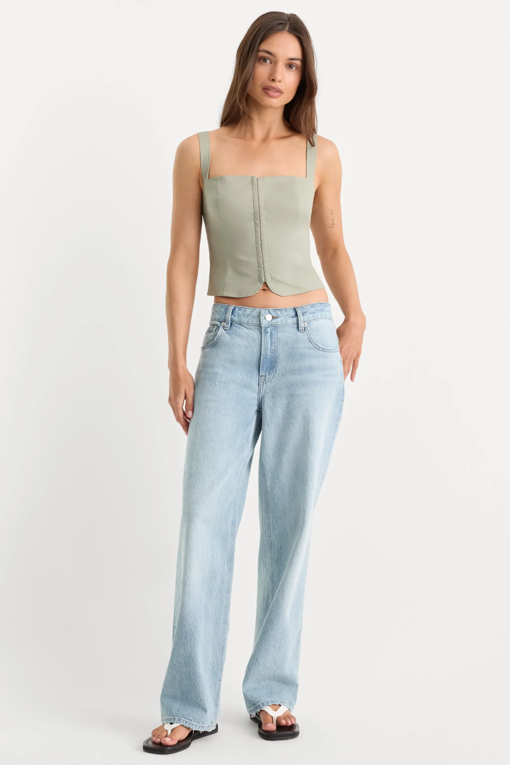 the linen corset