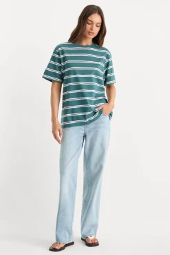 the oversized tee